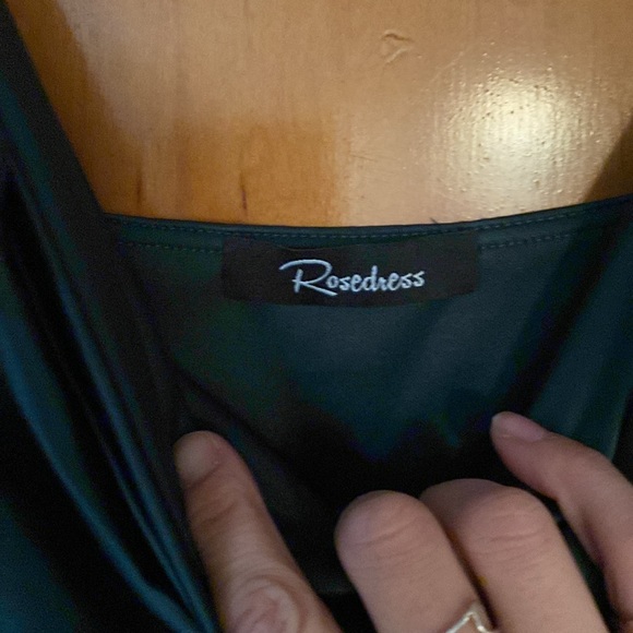 Silky Green Cut Out Maxi - Midi Dress - Picture 4 of 4